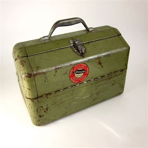 aluminum metal bait box|vintage metal fishing tackle box.